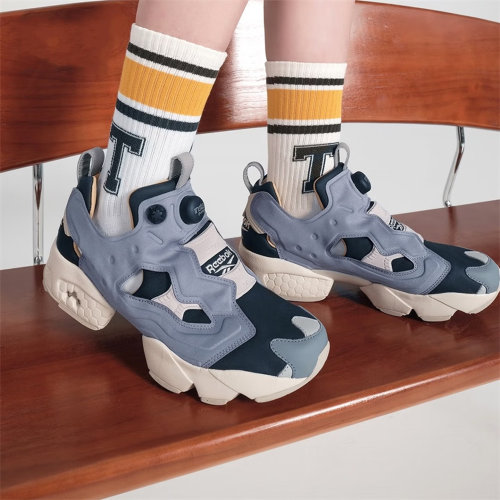 ReebokInstaPumpFury充气跑鞋
