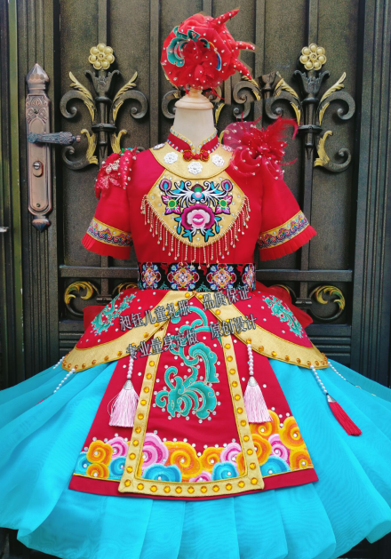 儿童礼服幺妹儿快乐阳光川妹子川江瑶美丽辣椒女童演唱辣椒红又红