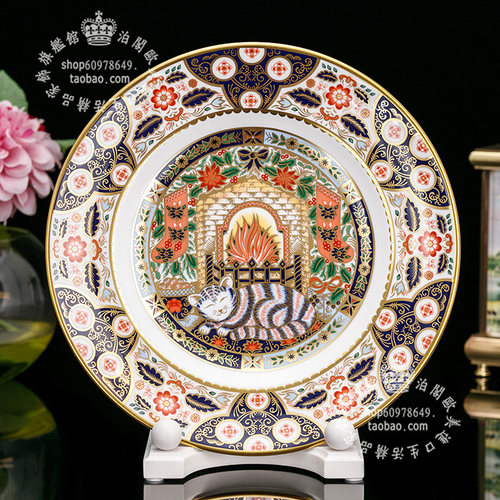 英国RoyalCrownDerby居室瓷盘