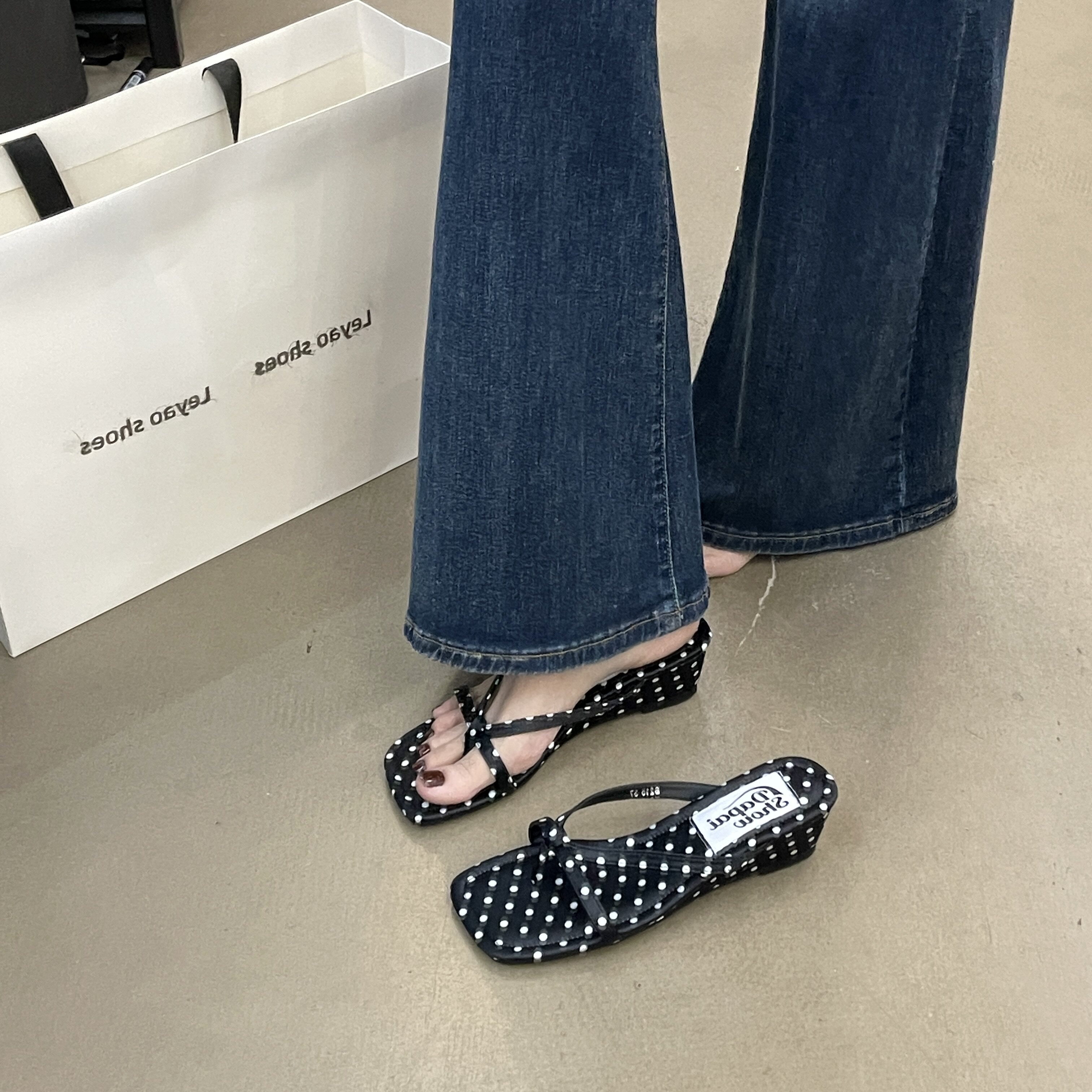 韩版波点夹趾厚底人字拖女百搭