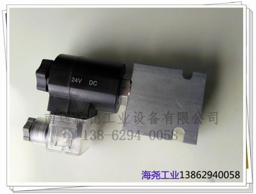 两位两通螺纹式插装阀，双向止回阀。电压DC24V,带手动应急操作。 压力350bar，得电时，双向相互截止。失电时，相互导通。