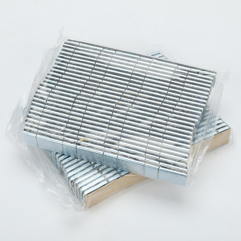 汽车轮胎平衡块粘块5g 10g高粘度动平衡铅块轮毂平衡块钢制配重块