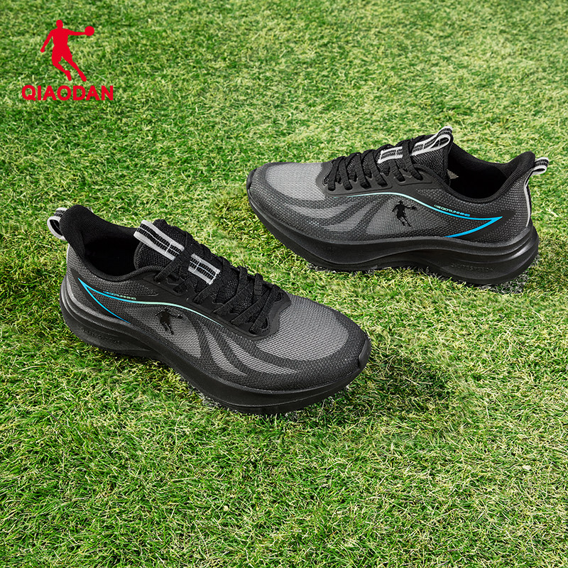 乔丹男鞋跑步鞋男2026夏季新款轻便减震跑鞋官方网面透气运动鞋男