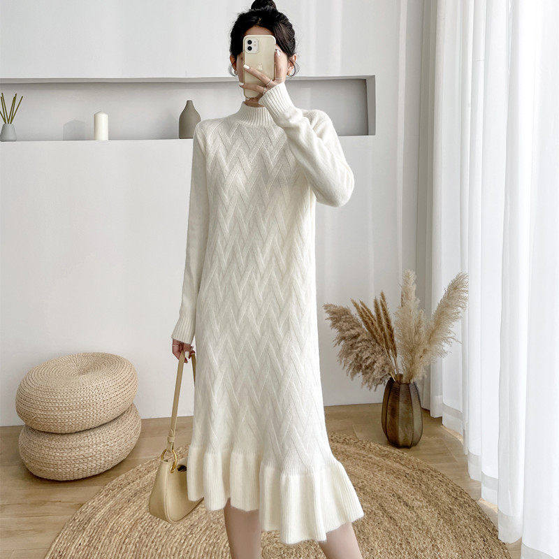 加厚微胖mm半高领针织连衣裙女秋冬慵懒宽松中长款鱼尾打底毛衣裙