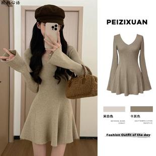 法式高级感气质长袖针织连衣裙子女秋冬季2024新款小个子收腰短裙