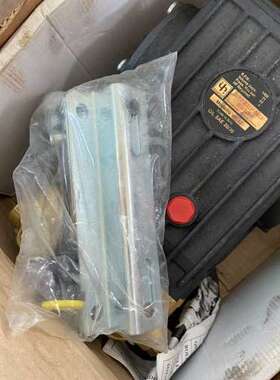 众桦意大利INTERPUMP WS82高压泵头，议价