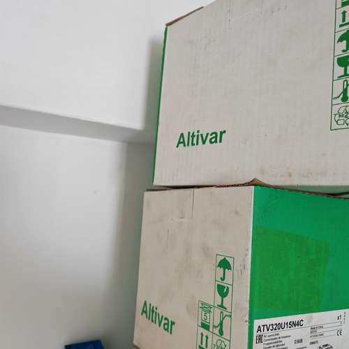 众桦变频器型号atv320u15n4c，，议价