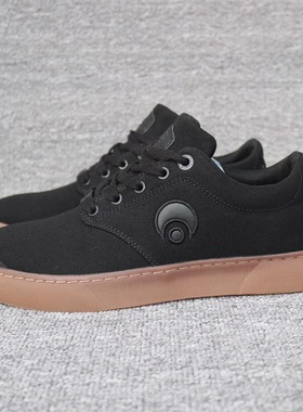 低帮Osiris滑板鞋帆布鞋es运动鞋FALLEN滑板鞋etnies板鞋dc大码鞋