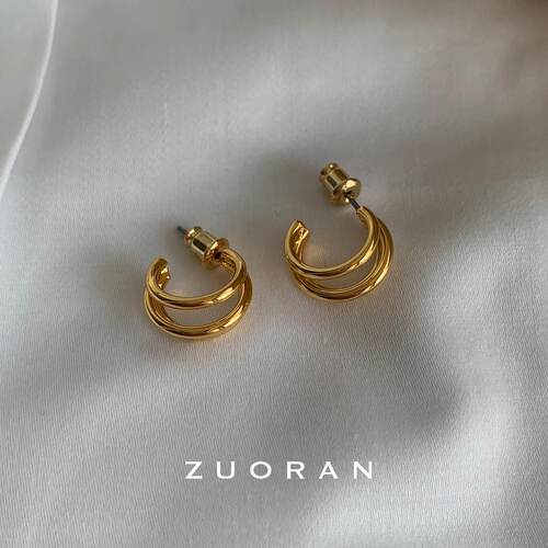 ZUORAN 时尚小众高级感celi风金色三层C形耳圈气质百搭耳环女E91