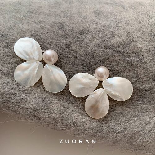 ZUORAN 重工设计款珍珠贝壳超仙高级感法式清冷气质精致银针耳饰