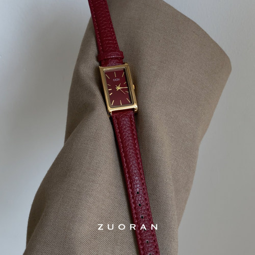 ZUORAN 长方形设计安可拉红时尚小众通勤精致气质热卖女手表G284