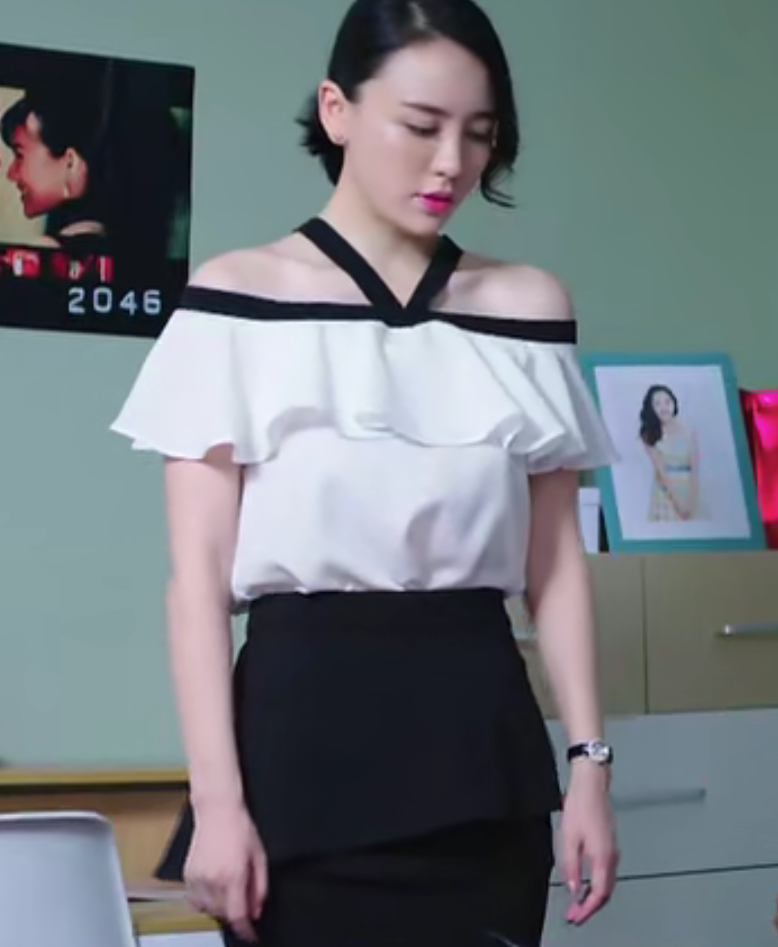 2018春夏新款风光大嫁吕佳容宁馨同款一字肩沙滩度假雪纺衫上衣女