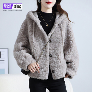 仿羊剪绒大衣女2025冬新短款流行绝绝子海宁羔羊毛毛颗粒皮草外套