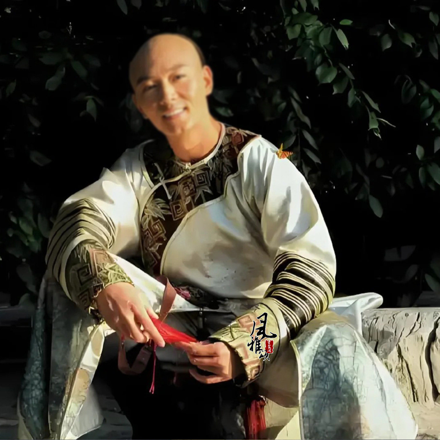 甄嬛传果郡王允礼同款王爷服清朝阿哥服贝勒服常服便服素雅演出服