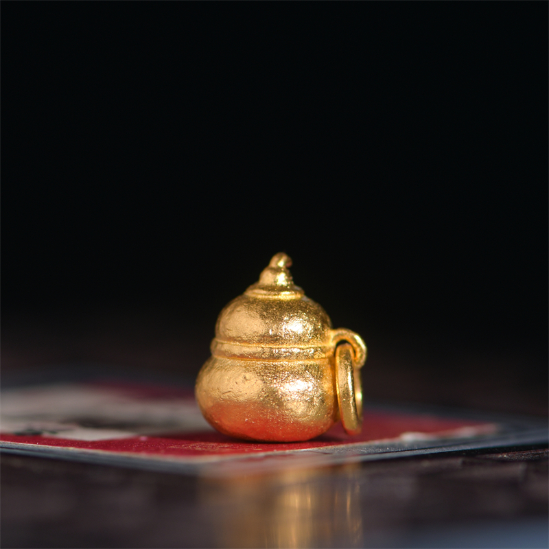 手工錾刻古法黄金奶瓶葫芦吊坠