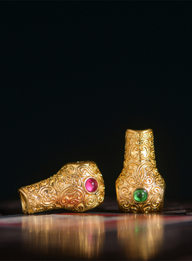 錾刻古法黄金手工金镶石三通佛头