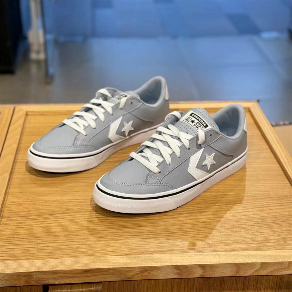 CONVERSE TOBIN 匡威灰白色浅灰蓝人造革低帮休闲滑板鞋 A04567C