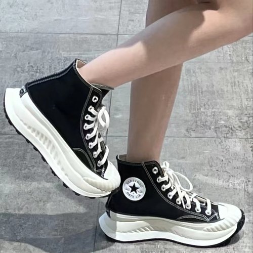 匡威1970机能风黑色夹心饼干厚底