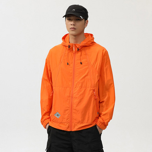 可防晒可防水轻薄冲锋外套