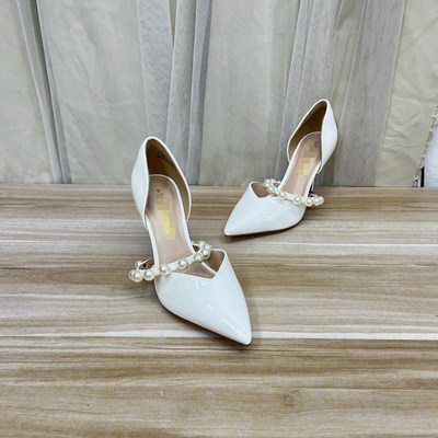 新款气质百搭日常外穿皮鞋