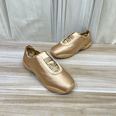 圆头纯色休闲系带芭蕾舞风运动靴