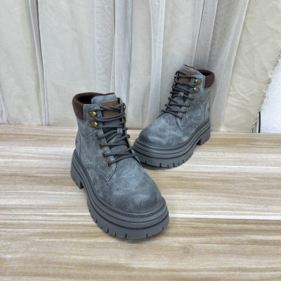 休闲百搭马丁靴个性舒适