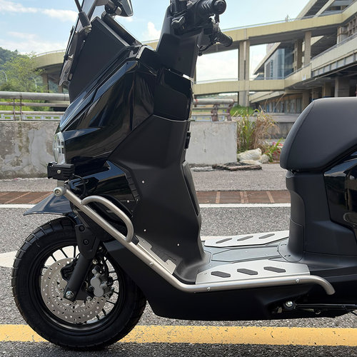 五羊本田hooride125防摔保险杠