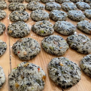 安徽舒城特产咸肉蒿子糯米糍粑纯手工制作12个装