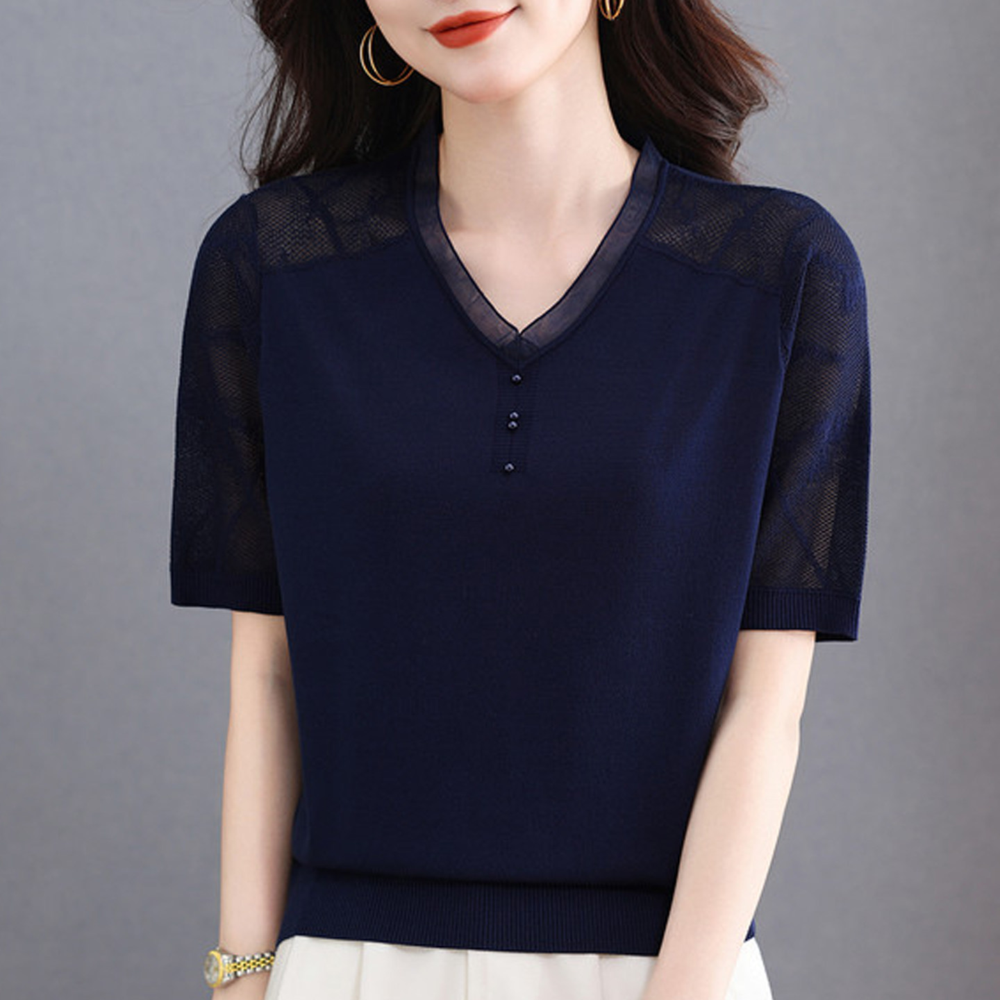 声雨竹26新款夏季桑蚕丝短袖T恤女高级真丝V领蕾丝边网格时尚上衣