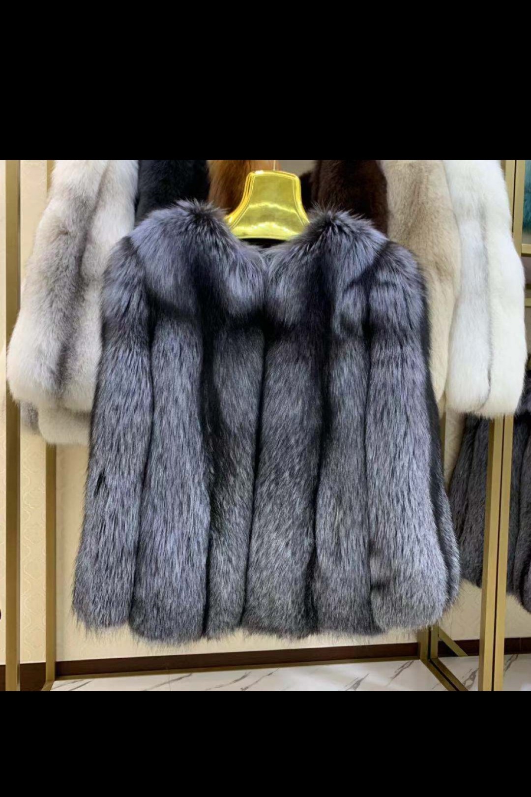 银狐毛整皮外套