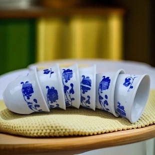 景德镇老式青花酒杯白酒家用一两一口杯上供拜佛小酒盅舞蹈道具