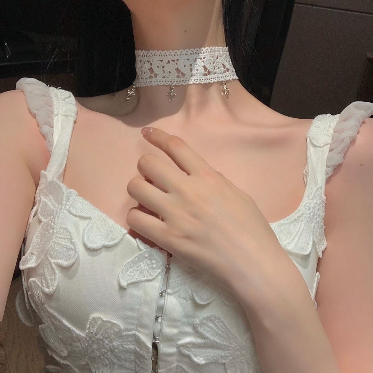 超仙白色蕾丝十字架锁骨颈链配饰高级感网红项链爆款蝴蝶结锁骨链