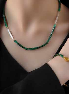 小众设计款天然孔雀石项链