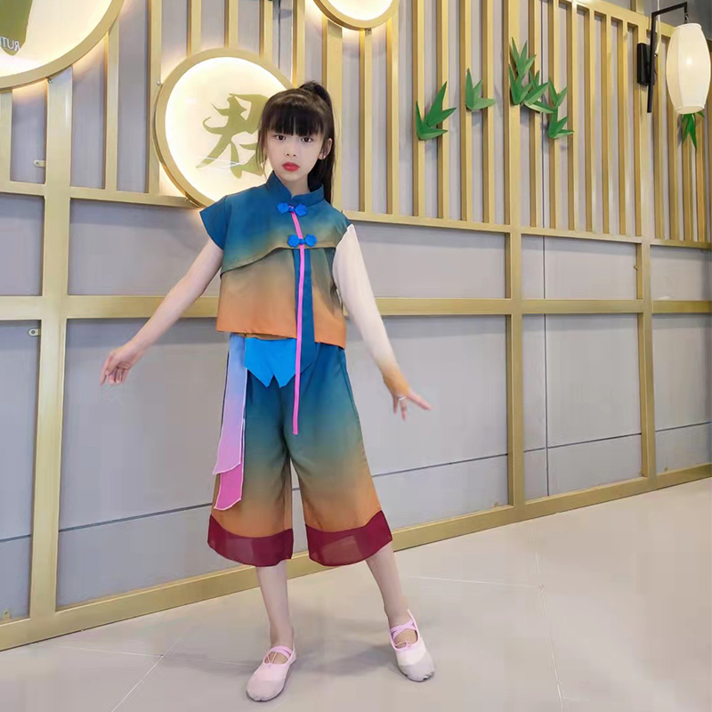 我们的田野儿童演出服斗笠道具女