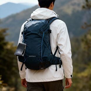22升30升34升鹰甲虫无标户外登山徒步旅行轻防水运动双肩背包男女