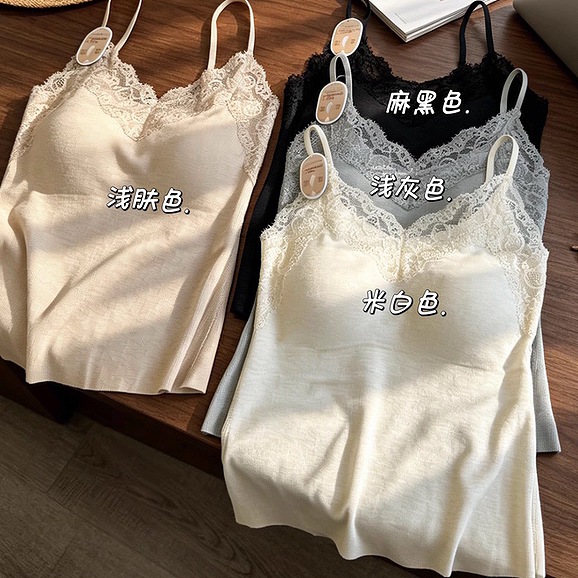 惠芝欣7618早秋蚕丝羊绒蕾丝边吊带背心女固定杯无痕内搭外穿打底