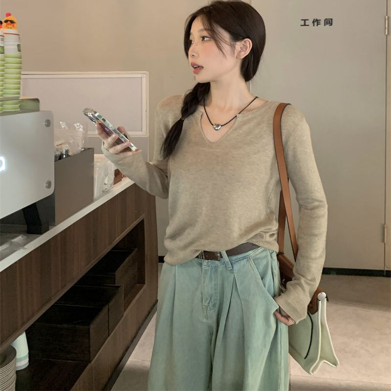 纯色V领打底衫女秋冬2025新款