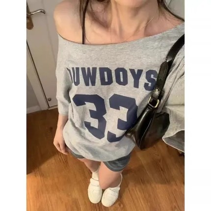 2025夏季新款美式复古性感辣妹露肩宽松短袖T设计感灰色上衣纯欲