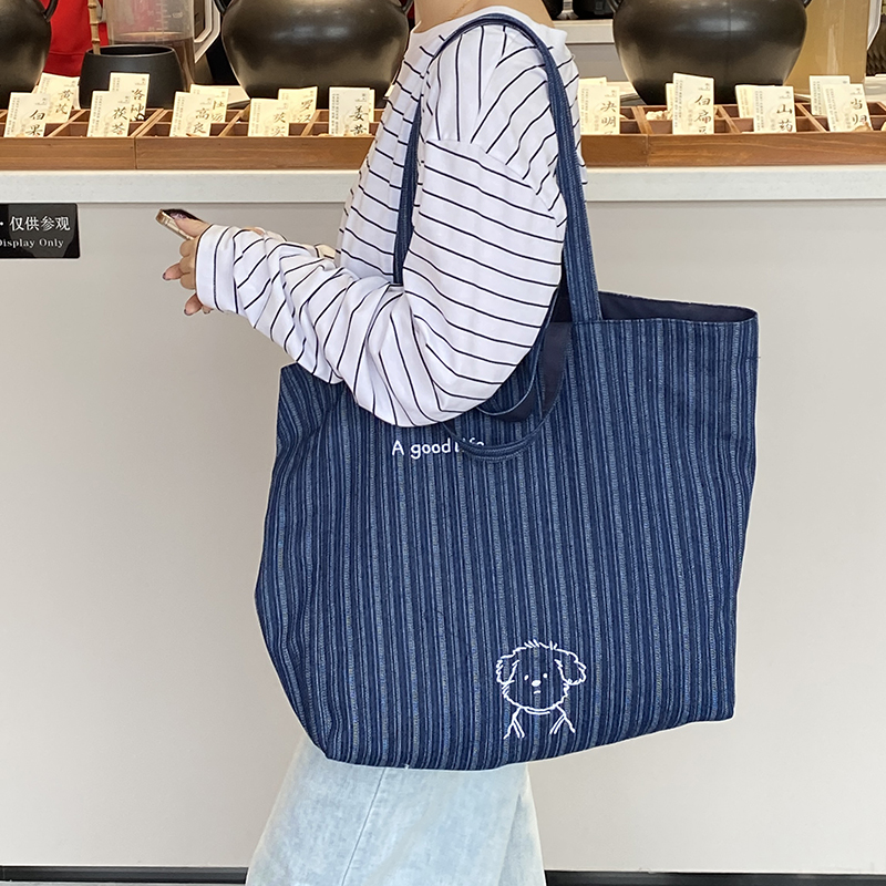 2025新款托特休闲单肩大容量包包两面背刺绣帆布牛仔包韩系ins风