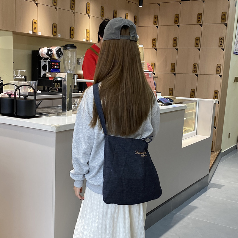 2025新款牛仔大容量帆布包女条纹单肩包学生上课托特包双面背包,箱包皮具/热销女包/男包,时尚帆布包,淘宝优惠券,粉丝福利购,淘宝优惠卷