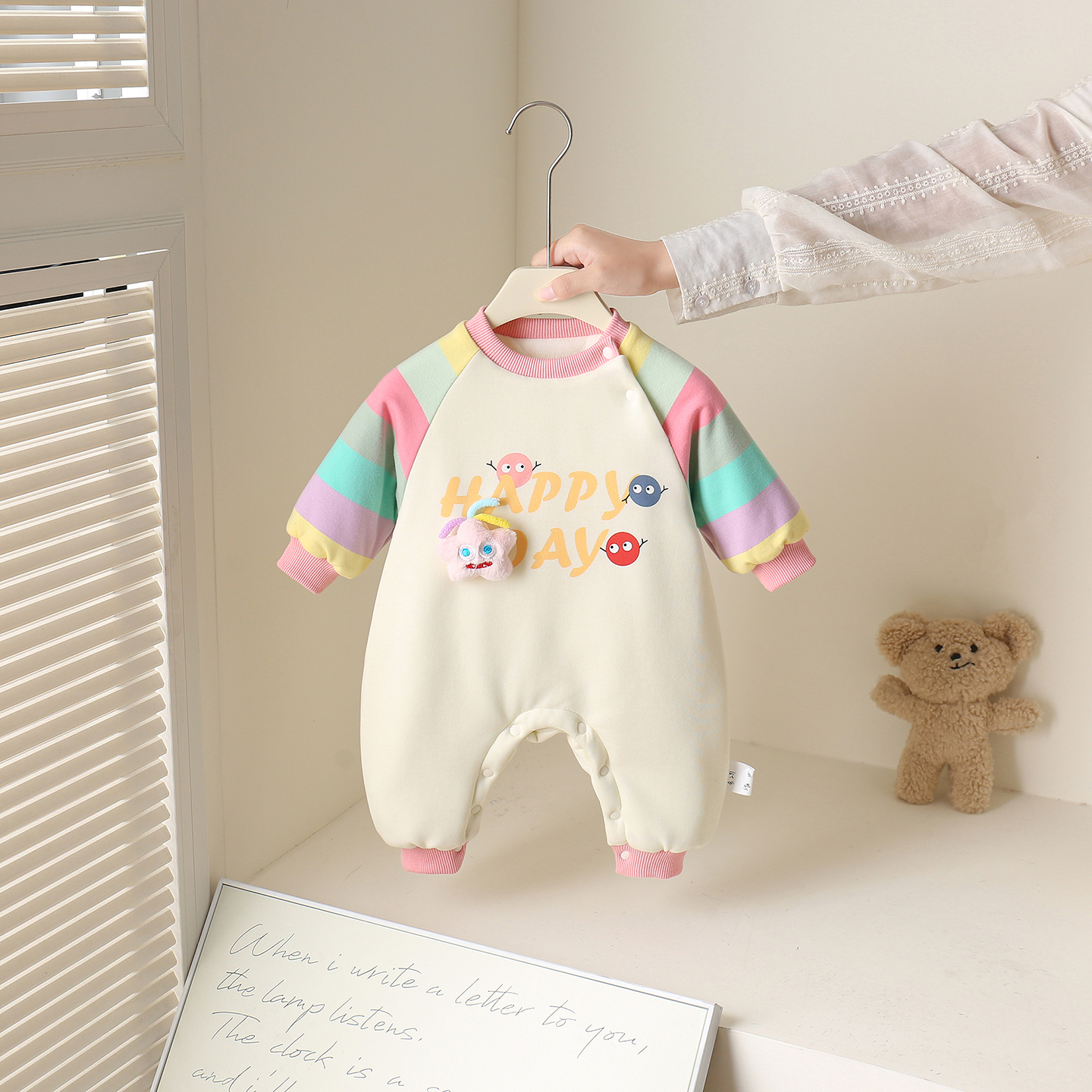 女童套装冬季2025新款儿童卫衣连体加绒加厚婴儿衣服宝宝冬装外出