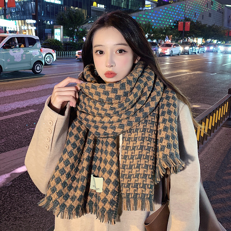 围巾秋冬季女高级感英伦格子毛线长款学生保暖情侣两用围脖披肩男
