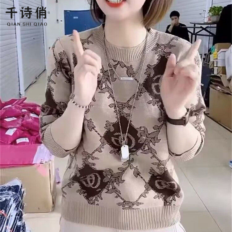 秋冬毛衣女欧美时尚外穿针织衫加厚尾单烫钻字母拼色花保暖打底衫