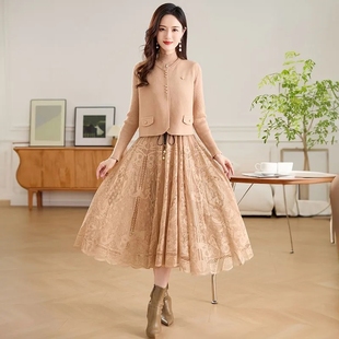 气质两件套洋气马甲连衣裙秋冬新款针织宽松拼接显瘦蕾丝套装裙子