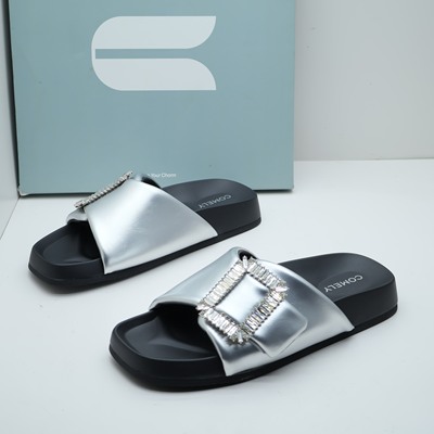 comely/康莉撤柜断码夏季露趾厚底一字带凉拖鞋钻扣女外穿沙滩鞋