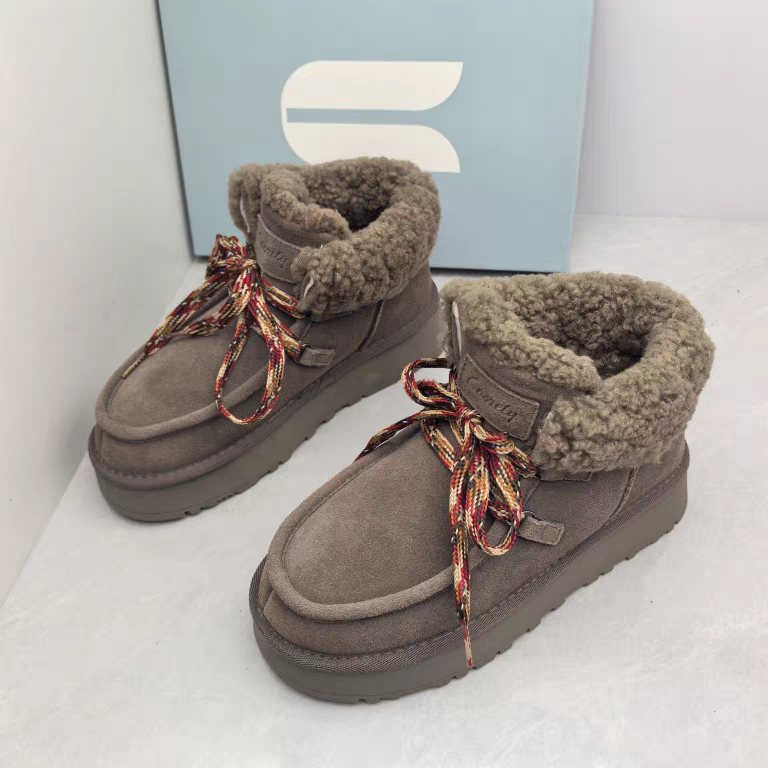 Comely康莉撤柜秋冬季厚底真皮圆头羊毛保暖休闲百搭雪地靴女短靴