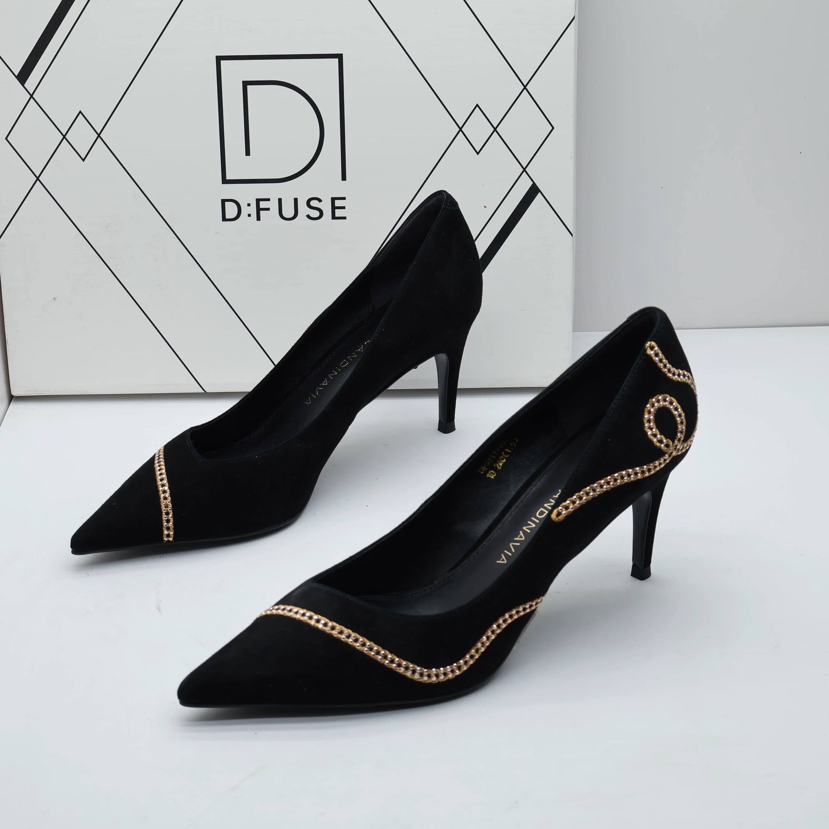 D:FUSE/迪芙斯撤柜春真皮浅口舒适高跟链条通勤一脚蹬尖头女单鞋