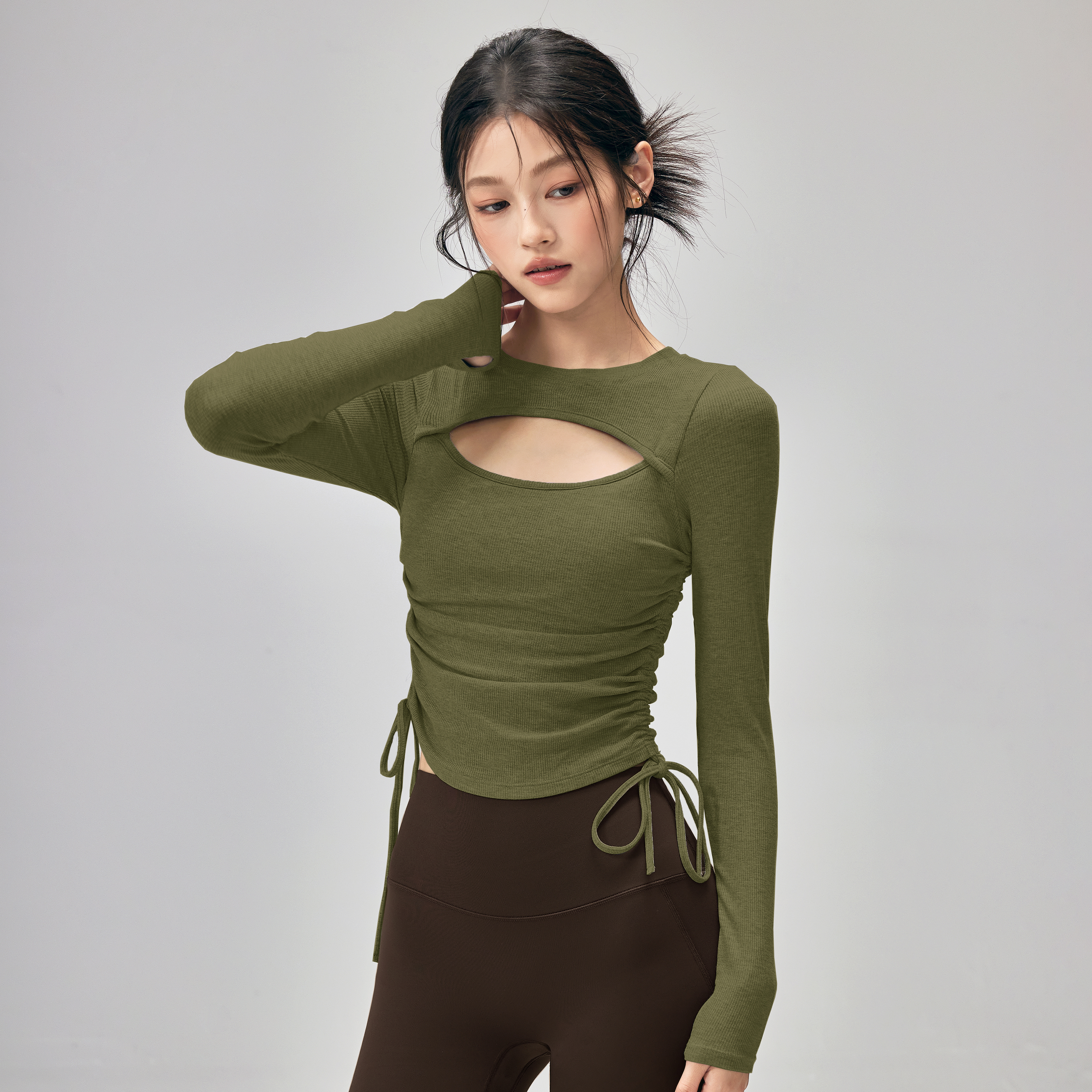 带胸垫瑜伽服上衣女秋季抽绳显瘦