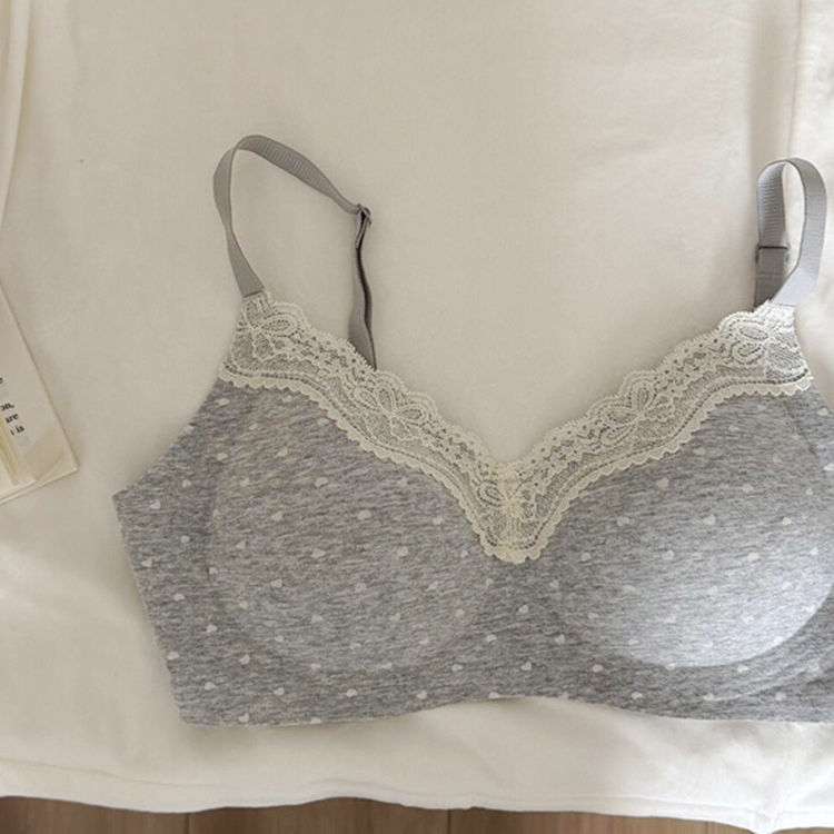 日系无痕纯棉薄款内衣女小胸聚拢防下垂法式舒服蕾丝学生少女文胸