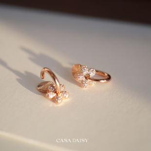 「未闻花名」满钻花朵耳环女无耳洞蚊香盘耳夹小众温柔甜美耳饰冬